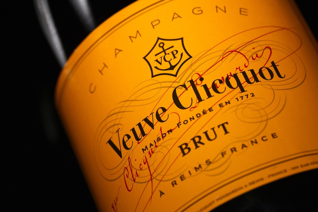 История бренда: Veuve Clicquot. | OUTLOOK