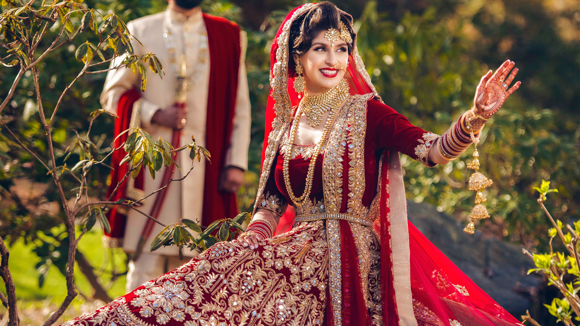 indian-bridal-pakistani-bride-hair-and-makeup-artist-vancouver-mindy-bansal-beauty-influencer-destination-weddings-girlfriendz-studio1.jpg