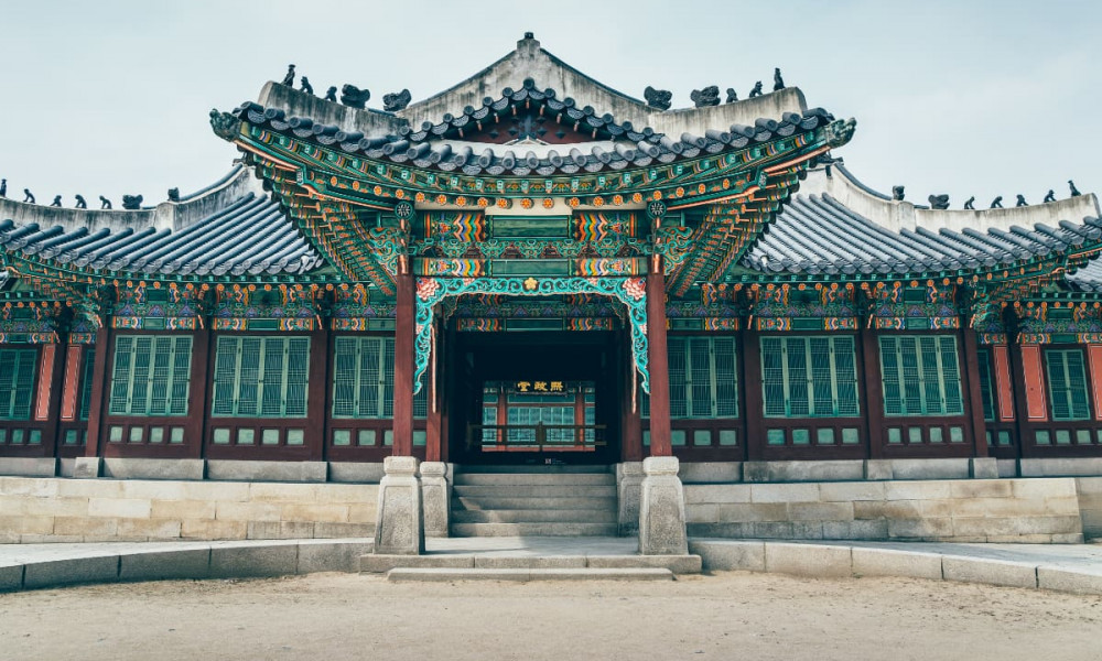 Luxury In Korean Style Royal Palaces Of Seoul Outlook