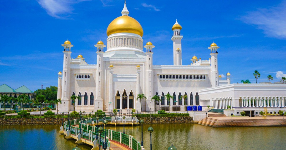 10 facts about Brunei . | OUTLOOK