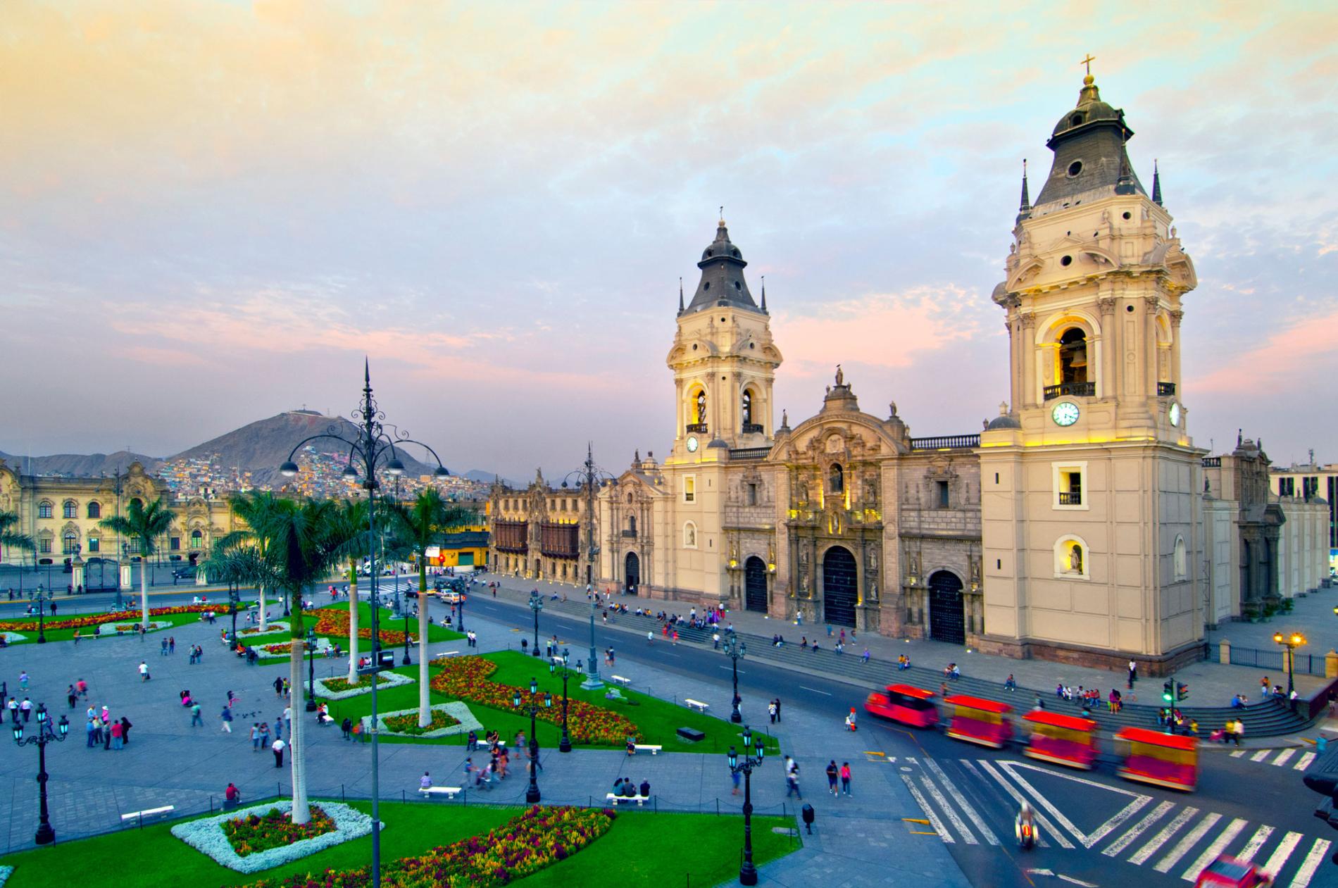 cathedral-lima-peru.adapt.1900.1.jpg