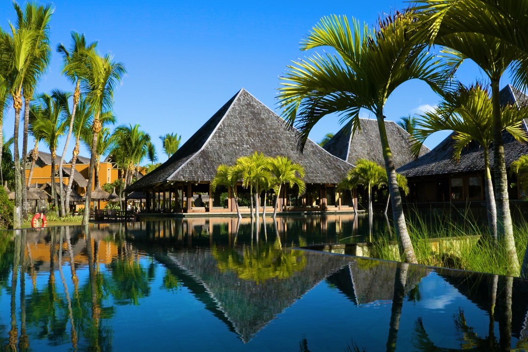 100135.12009.mauritius.heritage-awali-golf-and-spa-resort.hero-AKceQ5n8-15035-1280x720.jpeg