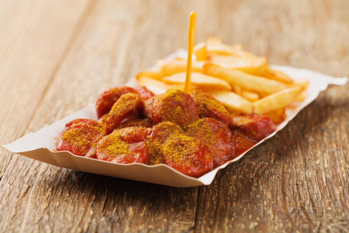 street-food-currywurst-Germany.jpg