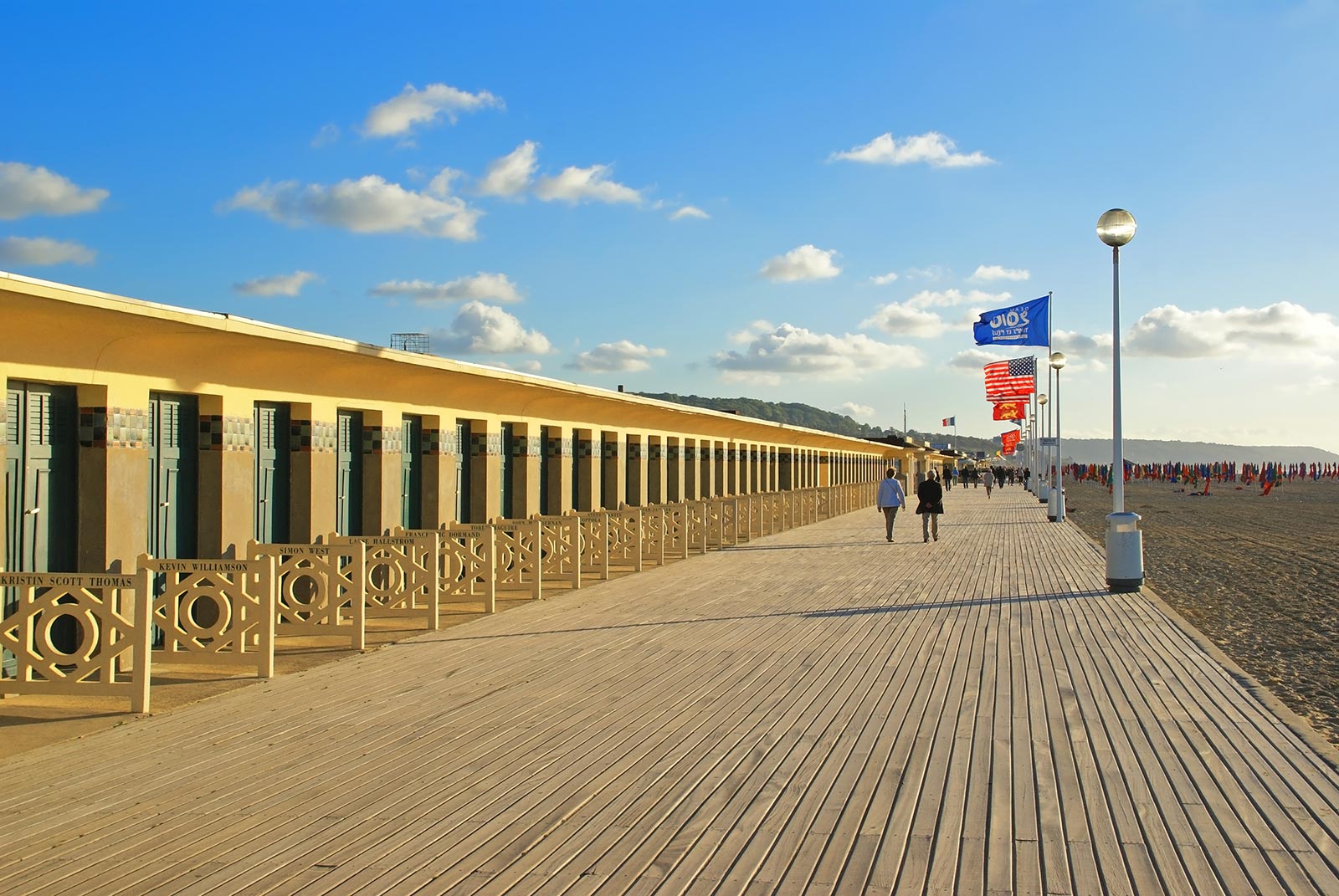 Les-planches-de-Deauville-Lamax-Fotolia.com_.jpg