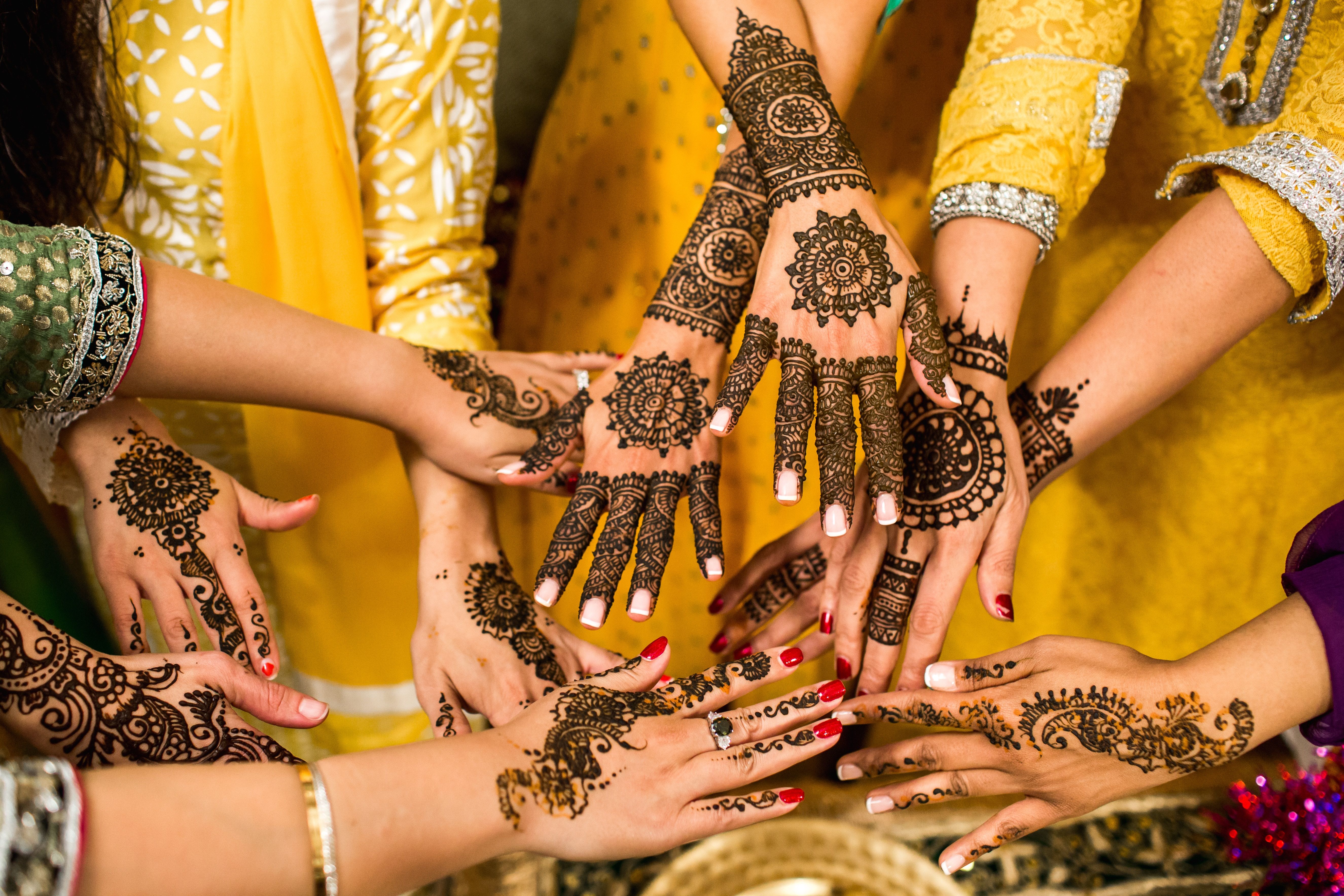 Henna-Morocco-wedding-traditions.jpg