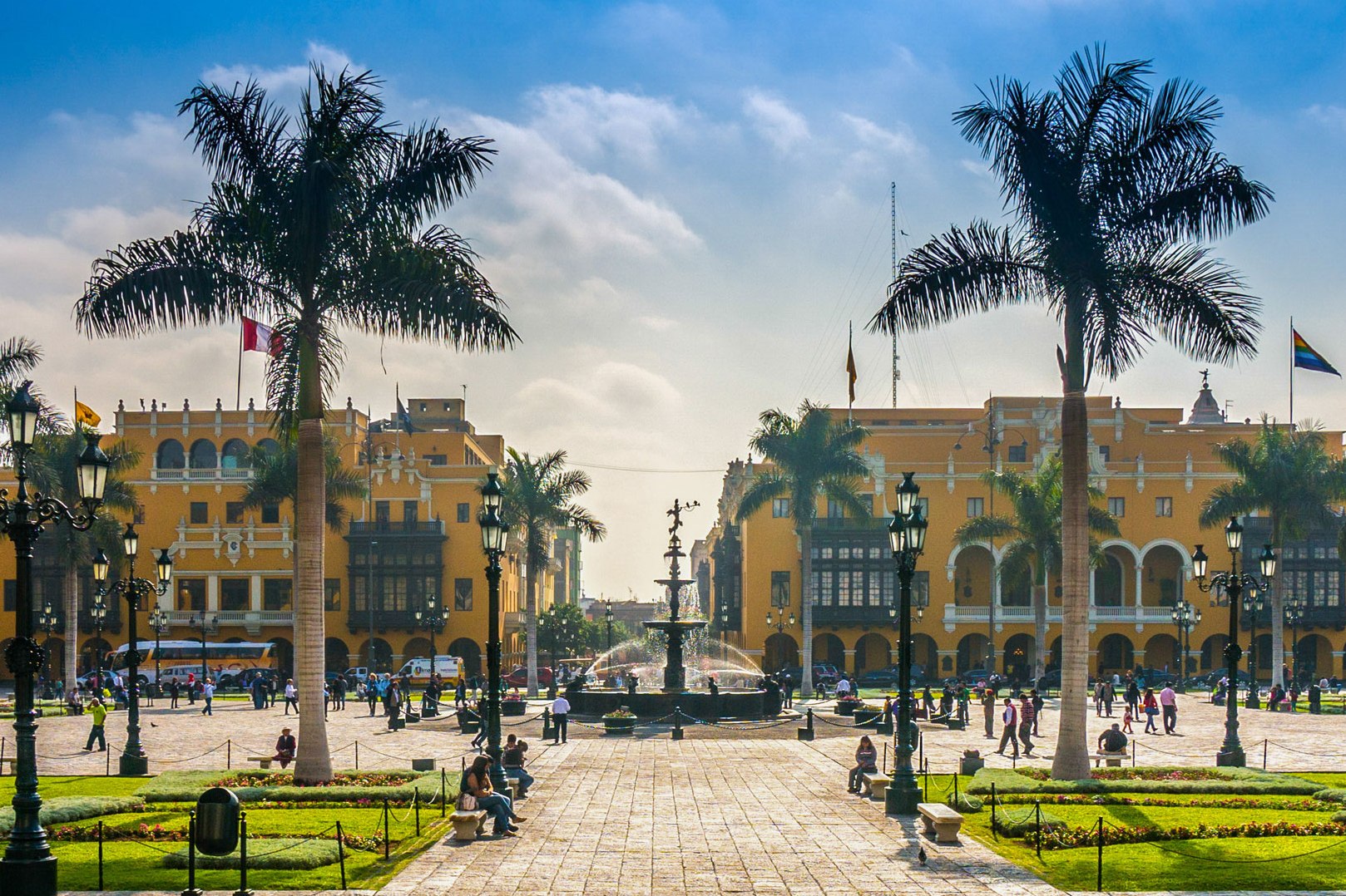 Peru-capital-city-Lima-Colonial.jpg